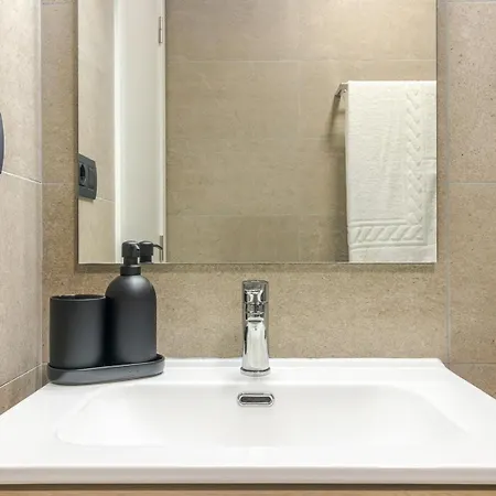 Appartement Flatguest Urban Haven