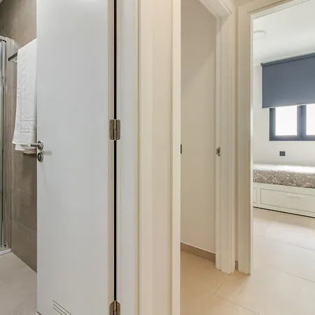 Flatguest Urban Haven شقة *