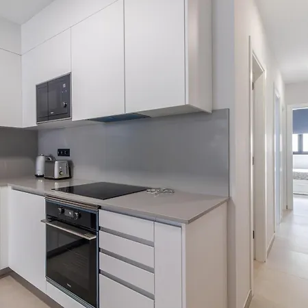 Flatguest Urban Haven Lägenhet *